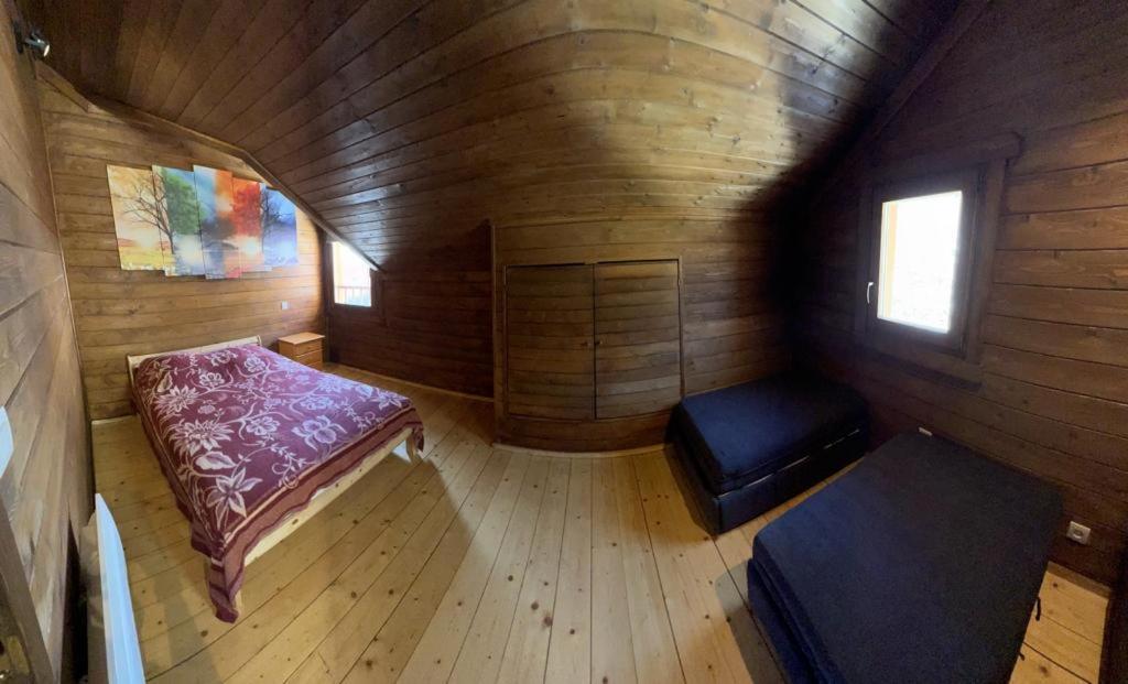 Chalet 6A Dans Les Pyrenees Proche D'Andorre LʼHospitalet-près-lʼAndorre المظهر الخارجي الصورة