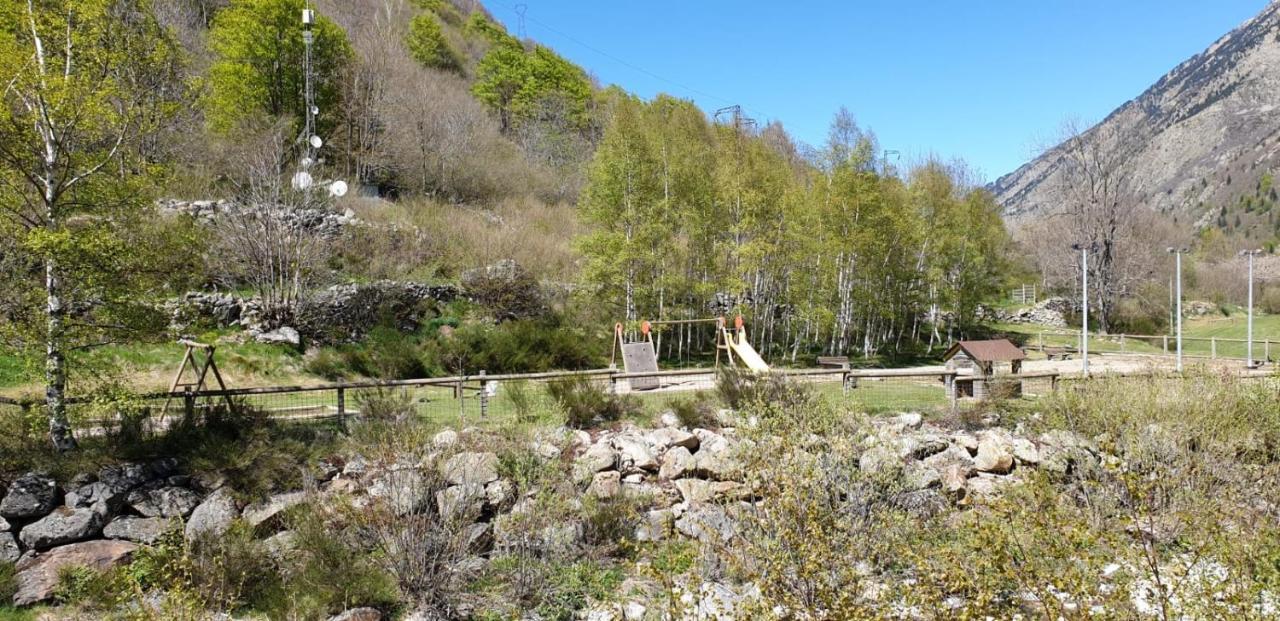 Chalet 6A Dans Les Pyrenees Proche D'Andorre LʼHospitalet-près-lʼAndorre المظهر الخارجي الصورة