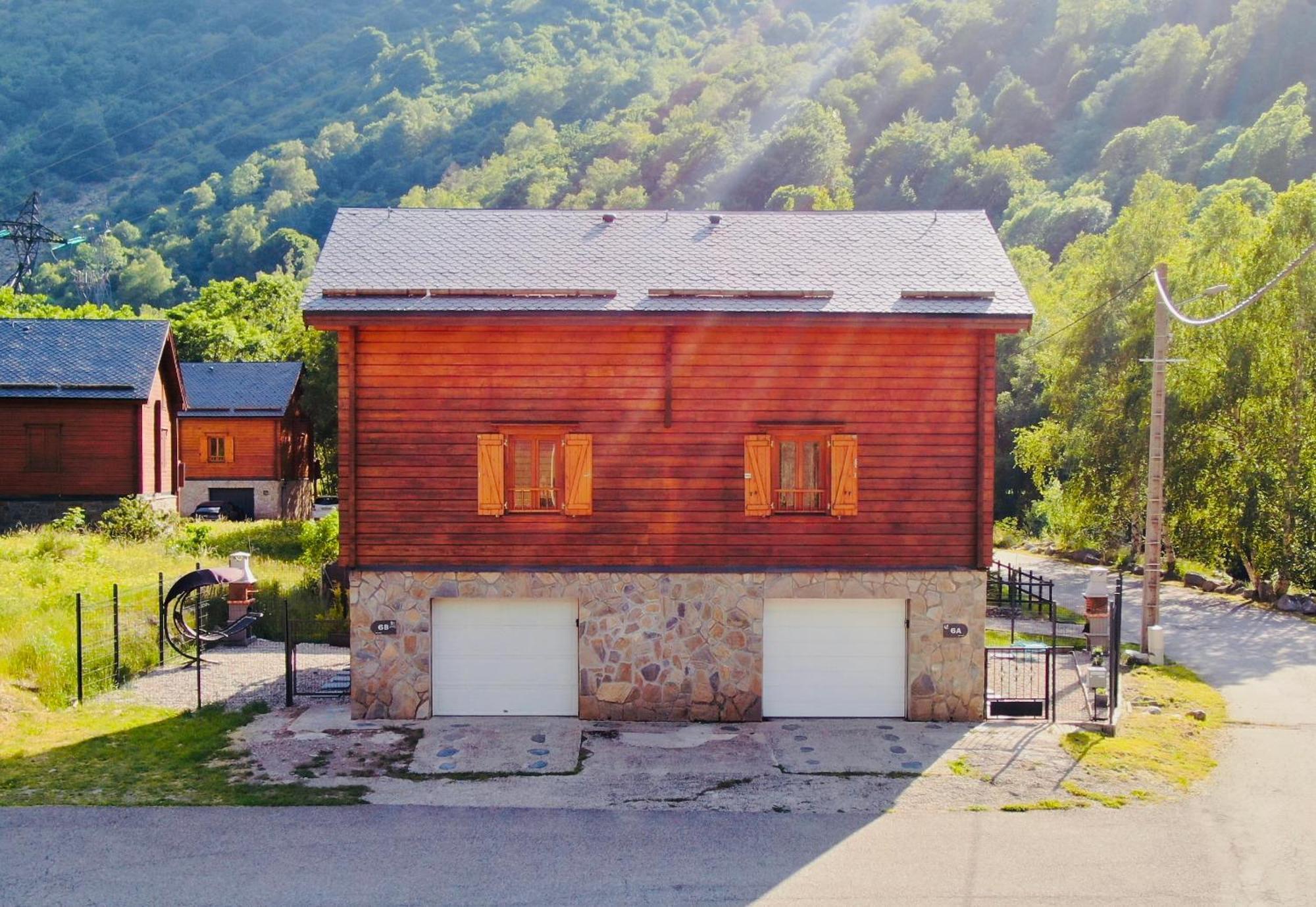 Chalet 6A Dans Les Pyrenees Proche D'Andorre LʼHospitalet-près-lʼAndorre المظهر الخارجي الصورة